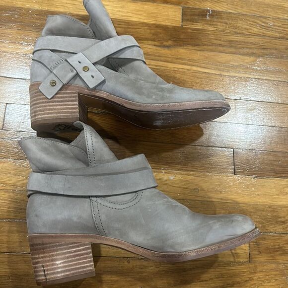 Revolve UGG Elora Leather Buckle Ankle Boot in Sahara - Picture 10 of 10